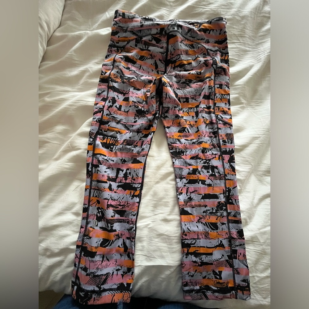 Lululemon crop compression leggings